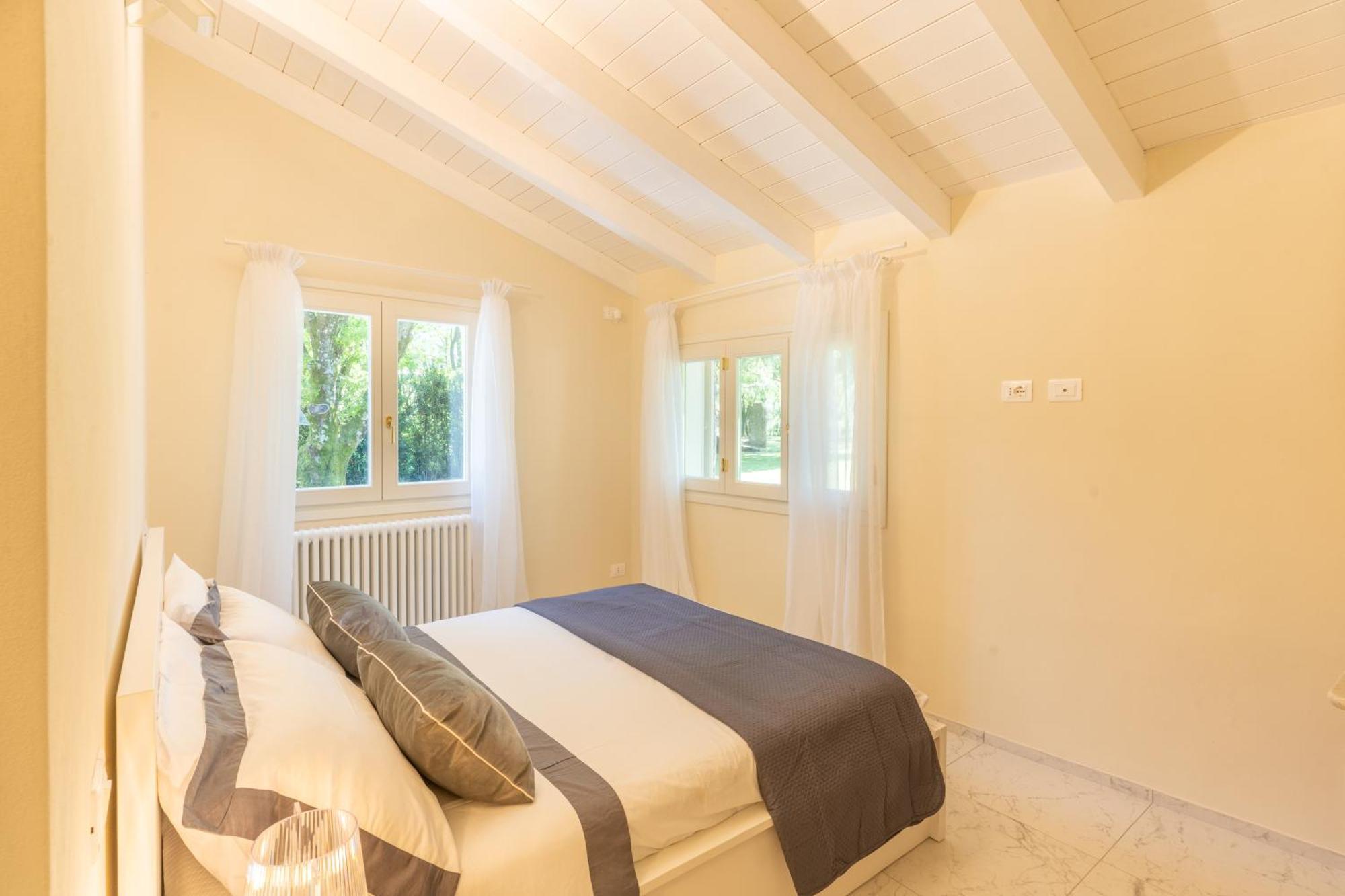 Villa Vittoria - Lusso Con Piscina, Tennis, Jacuzzi E Palestra Lucca Dış mekan fotoğraf